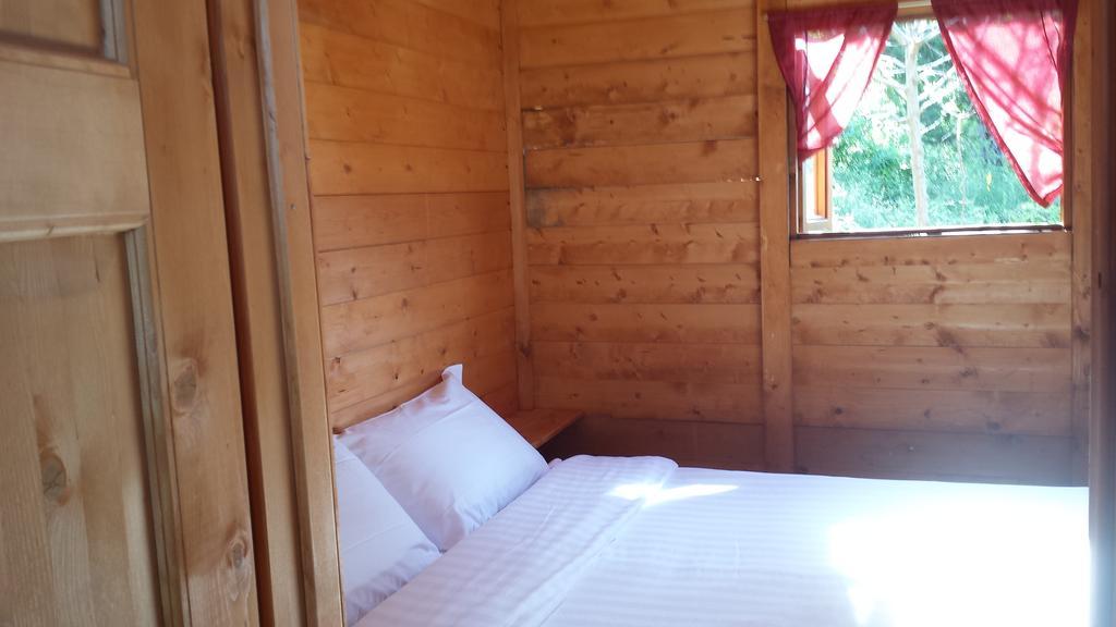 Agricampeggio Madonna Di Pogi Bucine Habitación foto